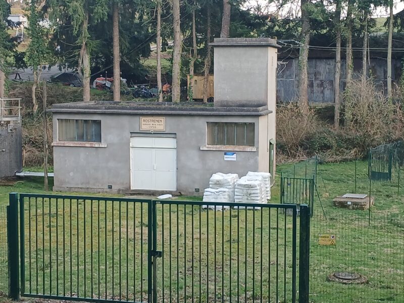 Le captage d'eau de Coadernault, à Rostrenen (22). Crédits : Radio Breiz