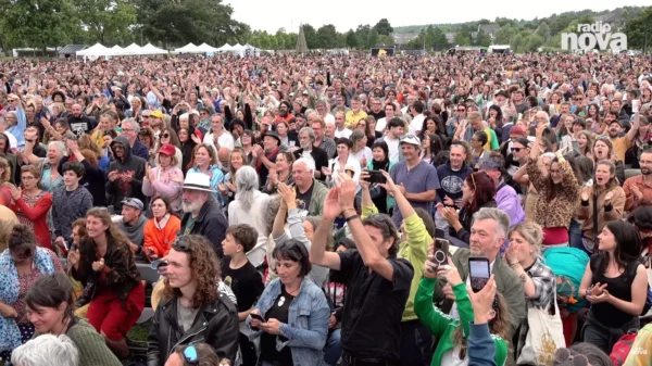 260615 Radio Nova La Dernière Landerneau Vue Public Fin émission 01